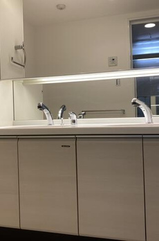 辻村屋ビル 