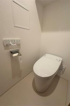 ＫＯＭＡＢＡ　ＷＥＳＴ 
