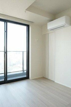 ＭＩＤ　ＴＯＷＥＲ　ＧＲＡＮＤ 