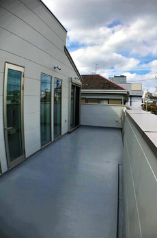 ＫＩＴＡＺＡＷＡ　ＨＯＵＳＥ 