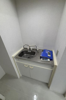 いちご四谷四丁目ビル 