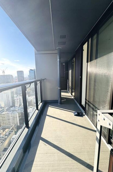 ＷＯＲＬＤ　ＴＯＷＥＲ　ＲＥＳＩＤＥＮＣＥ 