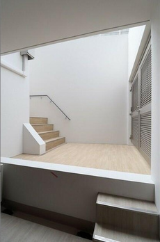 ＯＲＭＥ　ＣＯＵＲＴ　ＹＯＴＳＵＹＡ 