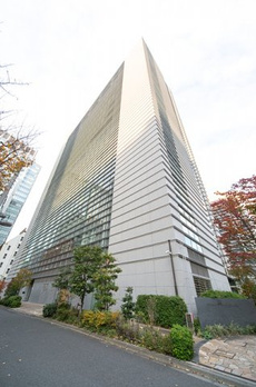 錦町トラッドスクエア 