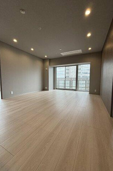 フロンティア新宿タワー 
