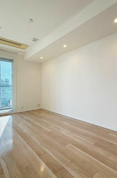 ＴＨＥ　ＲＯＰＰＯＮＧＩ　ＴＯＫＹＯ　ＣＬＵＢ　ＲＥＳＩＤＥＮＣＥ 