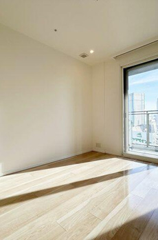 ＴＨＥ　ＲＯＰＰＯＮＧＩ　ＴＯＫＹＯ　ＣＬＵＢ　ＲＥＳＩＤＥＮＣＥ 
