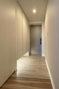 ＨＡＲＵＭＩ　ＦＬＡＧ　ＳＵＮ　ＶＩＬＬＡＧＥ　Ｄ棟 