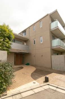 ラグゼガーデン松原 