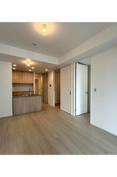 ＷＯＲＬＤ　ＴＯＷＥＲ　ＲＥＳＩＤＥＮＣＥ 