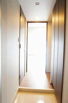 ＬＩＭＥＲＥＳＩＤＥＮＣＥ　ＨＩＫＩＦＵＮＥ 