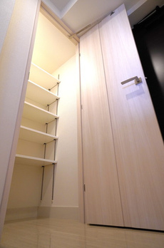アヴァンカーサ町屋 