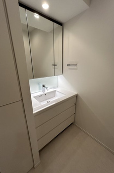ＷＯＲＬＤ　ＴＯＷＥＲ　ＲＥＳＩＤＥＮＣＥ 