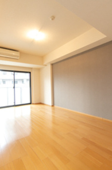 ＡＶＥＮＩＲ渋谷本町 