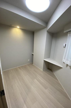 クレストコート町屋 