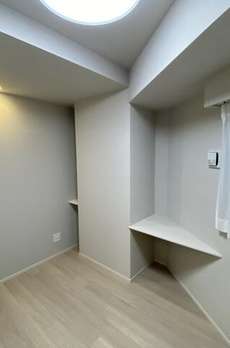 クレストコート町屋 