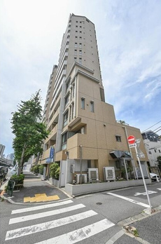 ドゥーエ西麻布Ⅱ 