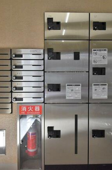 Ｌｉｖｅ　Ｆｌａｔ茅場町 
