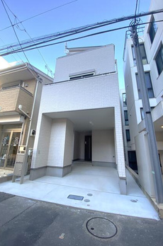 渋谷区幡ヶ谷二丁目戸建 