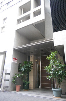 Root 住居用エントランス