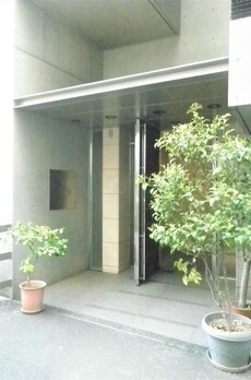 Root 住居用エントランス