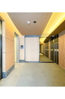 LumiCourt MITAKA 