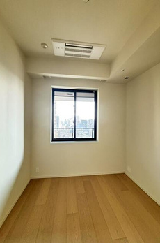 ＷＯＲＬＤ　ＴＯＷＥＲ　ＲＥＳＩＤＥＮＣＥ 