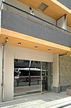 LumiCourt MITAKA 