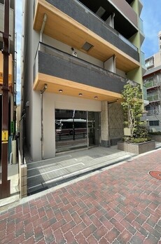LumiCourt MITAKA 
