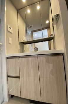 クレストコート町屋 