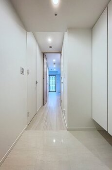 WORLD TOWER RESIDENCE 