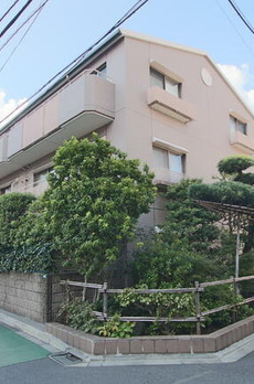 ウエルカーサ東中野 