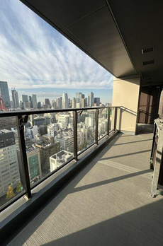 ＷＯＲＬＤ　ＴＯＷＥＲ　ＲＥＳＩＤＥＮＣＥ 