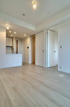 ＷＯＲＬＤ　ＴＯＷＥＲ　ＲＥＳＩＤＥＮＣＥ 