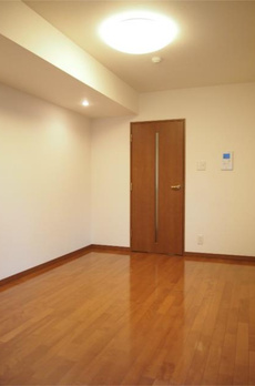 ルーブル早稲田六番館 