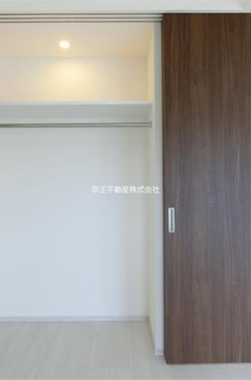 ＭＯＤＩＥＲ　ＨＡＴＡＧＡＹＡ 