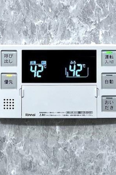 アパートメンツ東山 