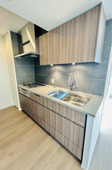 ＷＯＲＬＤ　ＴＯＷＥＲ　ＲＥＳＩＤＥＮＣＥ 