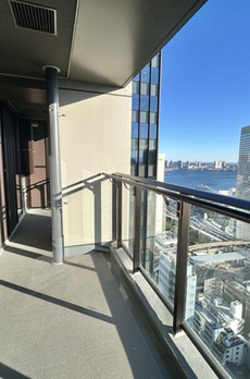 ＷＯＲＬＤ　ＴＯＷＥＲ　ＲＥＳＩＤＥＮＣＥ 