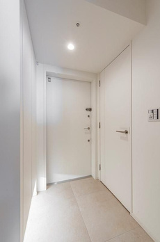 ＷＯＲＬＤ　ＴＯＷＥＲ　ＲＥＳＩＤＥＮＣＥ 