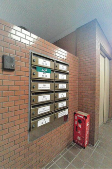 赤門前扇屋ビル 