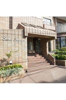 カーザ・エッチェルサ世田谷 