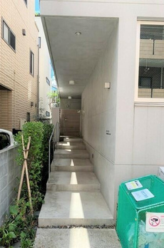 ＰＡＳＥＯ　ＳＡＮＧＥＮＪＡＹＡ　ＥＡＳＴ　ＷＥＳＴ 