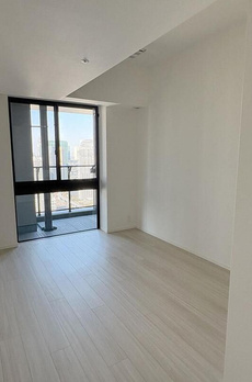 ＷＯＲＬＤ　ＴＯＷＥＲ　ＲＥＳＩＤＥＮＣＥ 