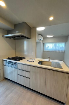 クレストコート町屋 