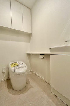 ＷＯＲＬＤ　ＴＯＷＥＲ　ＲＥＳＩＤＥＮＣＥ 