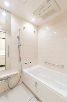 ＷＯＲＬＤ　ＴＯＷＥＲ　ＲＥＳＩＤＥＮＣＥ 