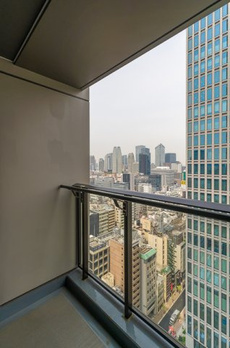 ＷＯＲＬＤ　ＴＯＷＥＲ　ＲＥＳＩＤＥＮＣＥ 