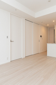 ＷＯＲＬＤ　ＴＯＷＥＲ　ＲＥＳＩＤＥＮＣＥ 