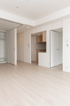 ＷＯＲＬＤ　ＴＯＷＥＲ　ＲＥＳＩＤＥＮＣＥ 